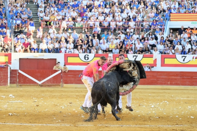 'El Frente Colono se impone con épica en el concurso nacional de Roscaderos de Ejea de los Caballeros'