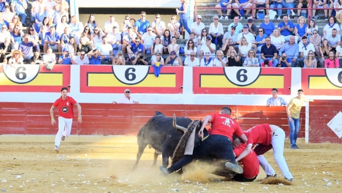 'El Frente Colono se impone con épica en el concurso nacional de Roscaderos de Ejea de los Caballeros'