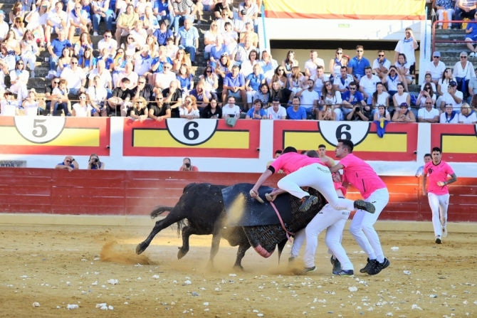 'El Frente Colono se impone con épica en el concurso nacional de Roscaderos de Ejea de los Caballeros'