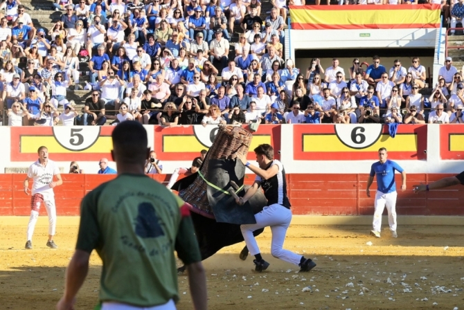 'El Frente Colono se impone con épica en el concurso nacional de Roscaderos de Ejea de los Caballeros'