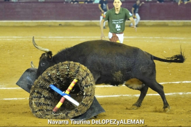 Utebo - Monzalbarba gana en la noche que Don Jesús Marcén jubiló a 'Morenita' nº88