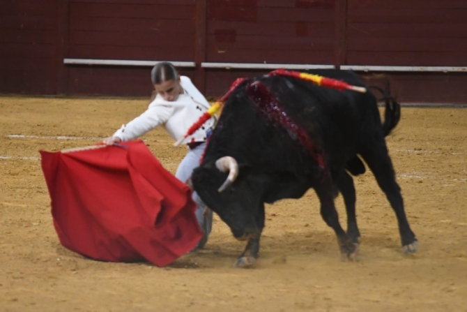 Olga Casado, protagonista del festival por la DANA en Vistalegre 